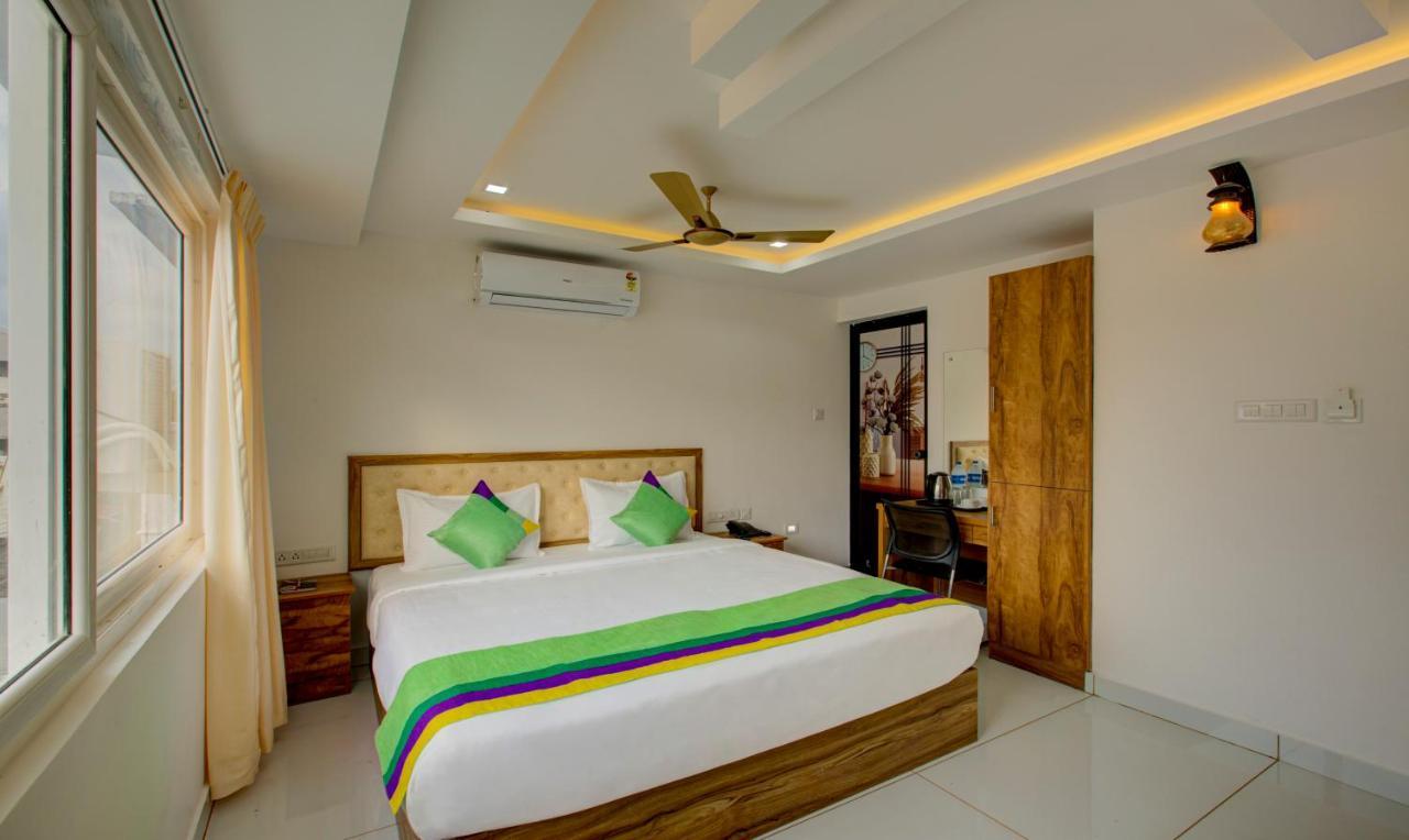 Nawal Mahal Hotel Kochi Exterior photo